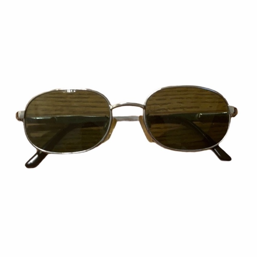 Vintage Swiss army sunglasses - Picture 7 of 13